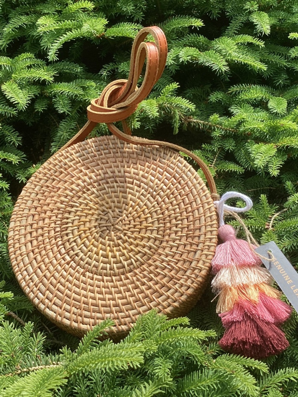 Beautiful Boho Wicker Raffia Circular Snap Close Leather Handbag🌺🌸 - Picture 8 of 8